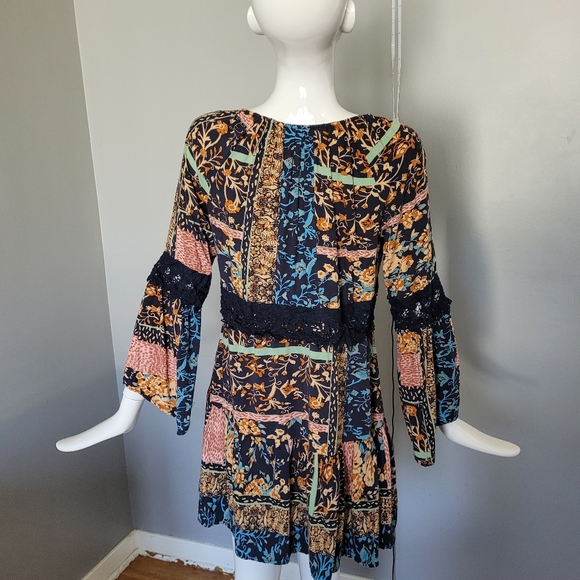 Jaase Tunic with Crochet detail, VGUC, Size S - Picture 4 of 8